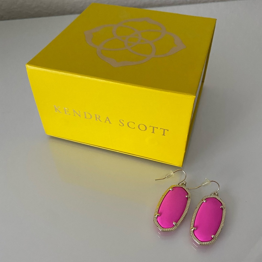 Kendra Scott Elle Earrings